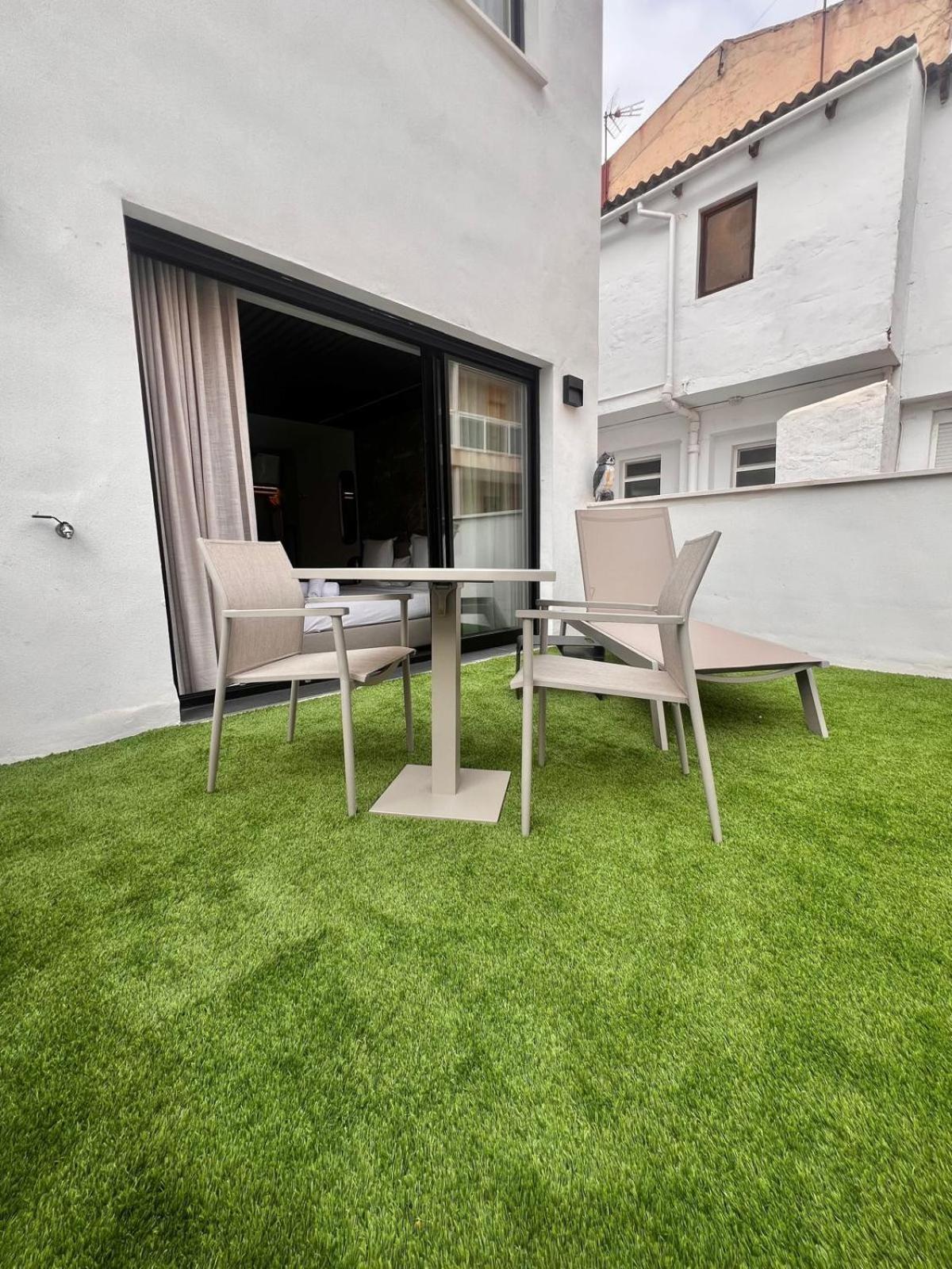 Tq 10 Boutique Aparthotel Alicante Exterior foto